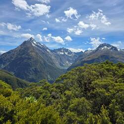 Ganz weit entfernt der Lake Marian