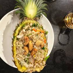 Gebratener Ananasreis