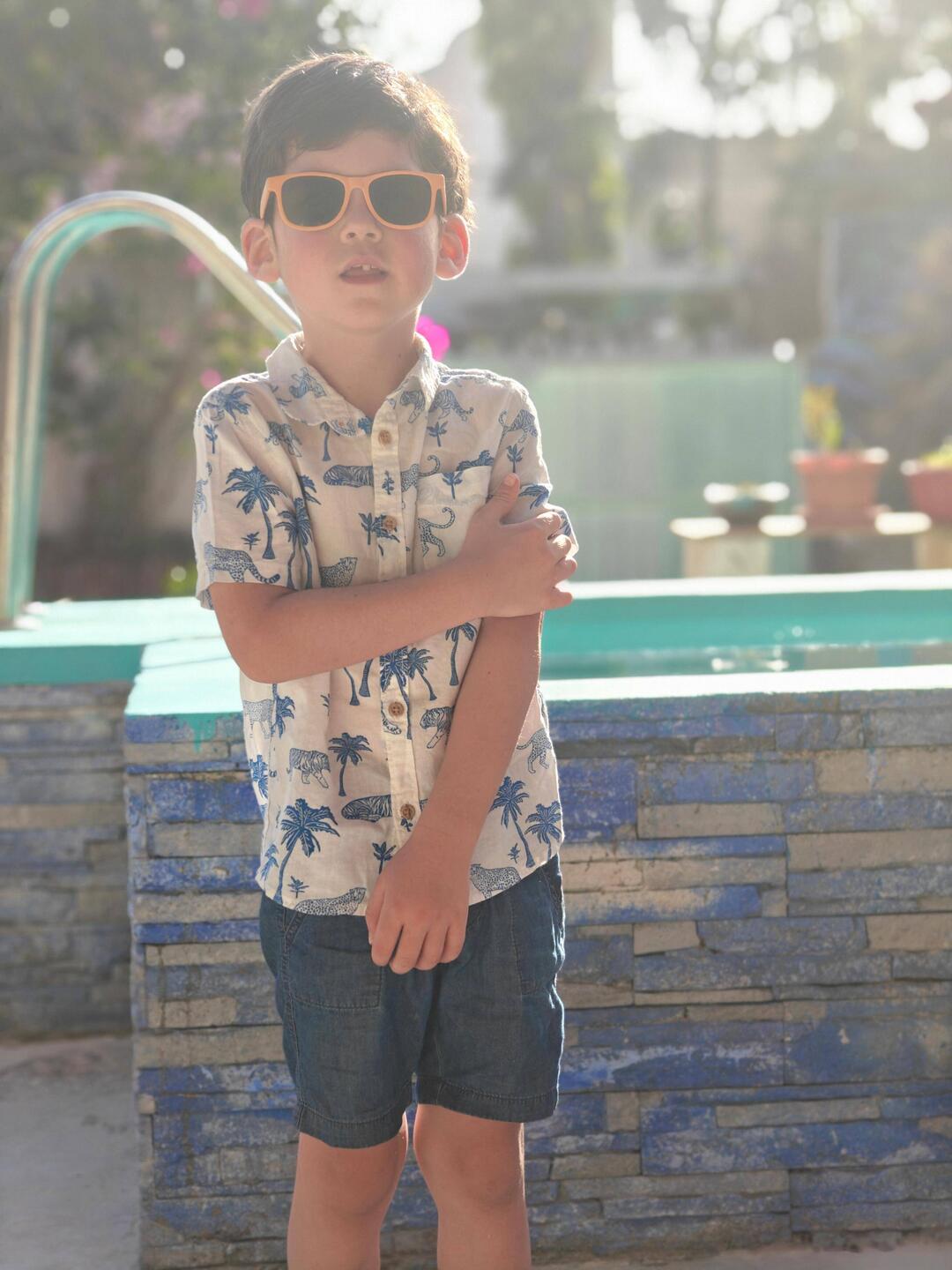 Mateo hat sich zum Essengehen schick gemacht