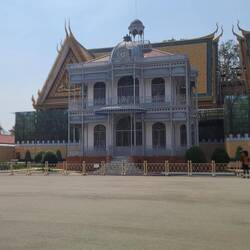 Napoleon Pavillon