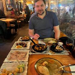 Völlerei in der Tapas Bar