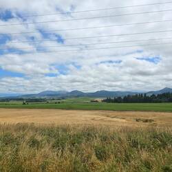 Tolle Landschaft unterwegs nach Lowburn