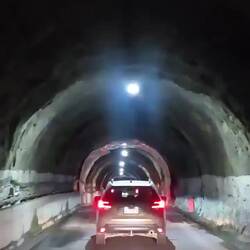Der abenteuerlichste Tunnel, durch den wir je gefahren sind... 😳😳😳