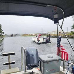 The fisherpersons head out into SCA conditions but can hide by the Rim banks