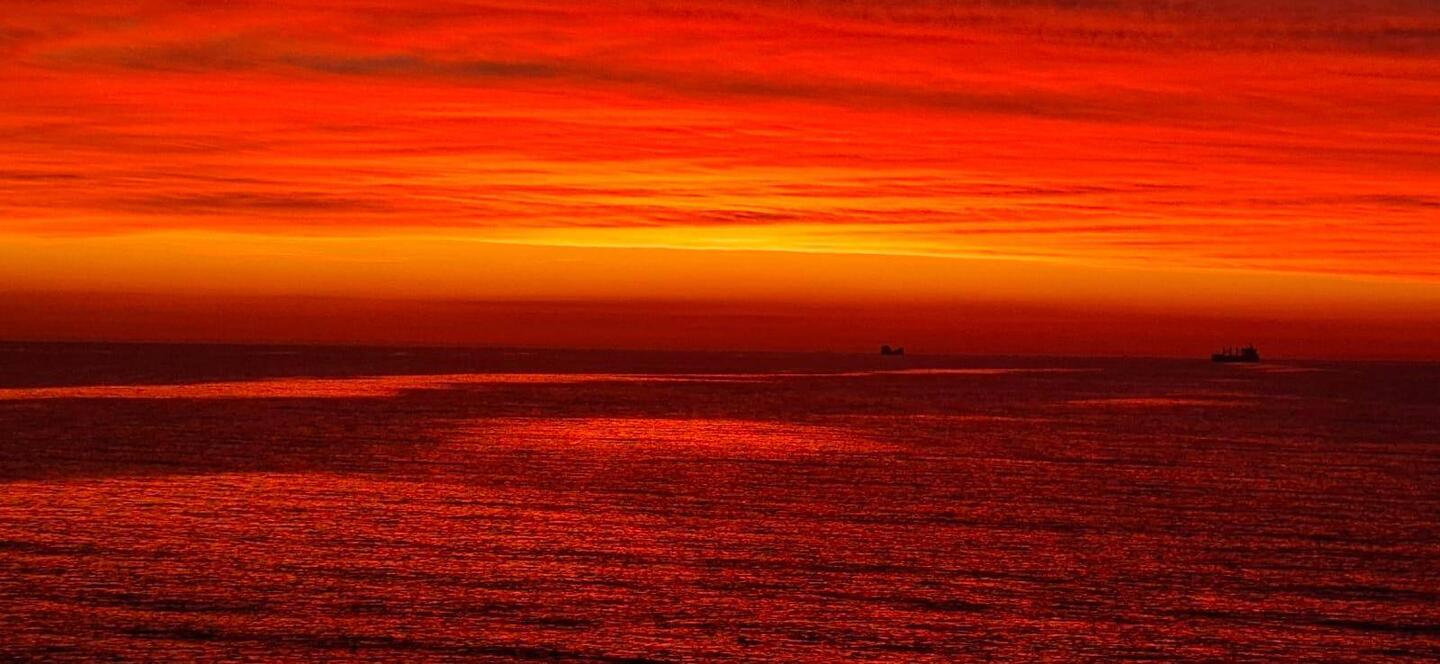 Coucher de soleil au large des côtes uruguayennes