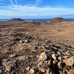 Blick auf weitere Vulkane und den Atlantik