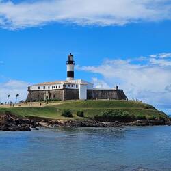 Santo Antônio da Barra Fort and the Barra lighthouse