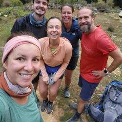 Einen besonders anstrengenden Abschnitt meisterten wir im Team mit Esther, Quentin & Laura