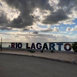 Die Sonne zeigt sich zum Abend.