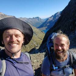 ...freuen sich Austin und ich über die Aussicht