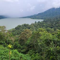Danau Buyan