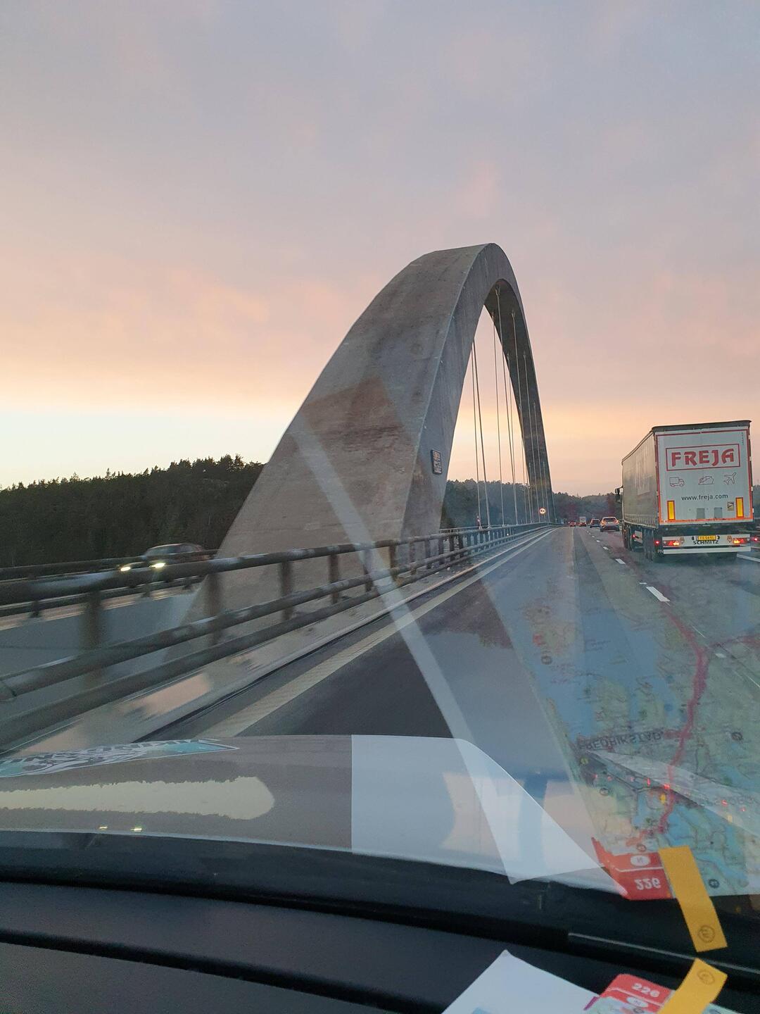 Brücke nach Norwegen rein....