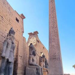 Le Temple de Louxor avec son Obélisque, le 2ème Obélisque a été offert à Paris.