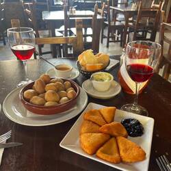 Tapas & Sangria