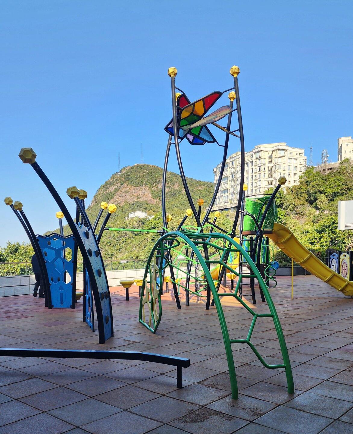 Peak Mall Children's Park