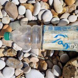 Müll aus Afrika. Echt beängstigend...