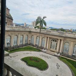 Der Garten des Palácio Piratini