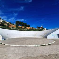 Amphittheater am Hafen
