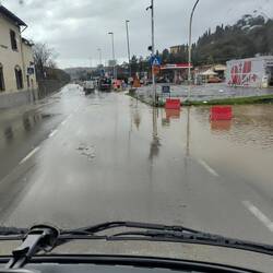 Florenz steht kurz im Wasser, wir fahren rechtzeitig ab