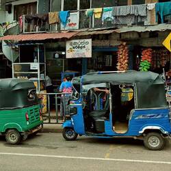 Tuk-Tuks in Welimada