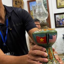 Gift given to Obama when he visited Vietnam