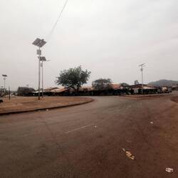 Der zentrale Kreisverkehr der Kleinstadt