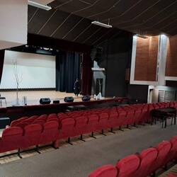 Der Saal des Kulturhauses Trakai