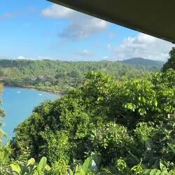 Så här vacker utsikt har vi från vår terrass.