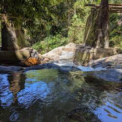 ... Wasserfällen...