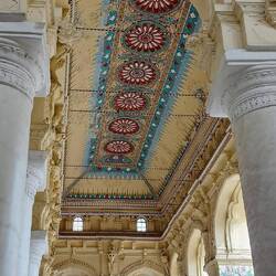 A magnificent ceiling