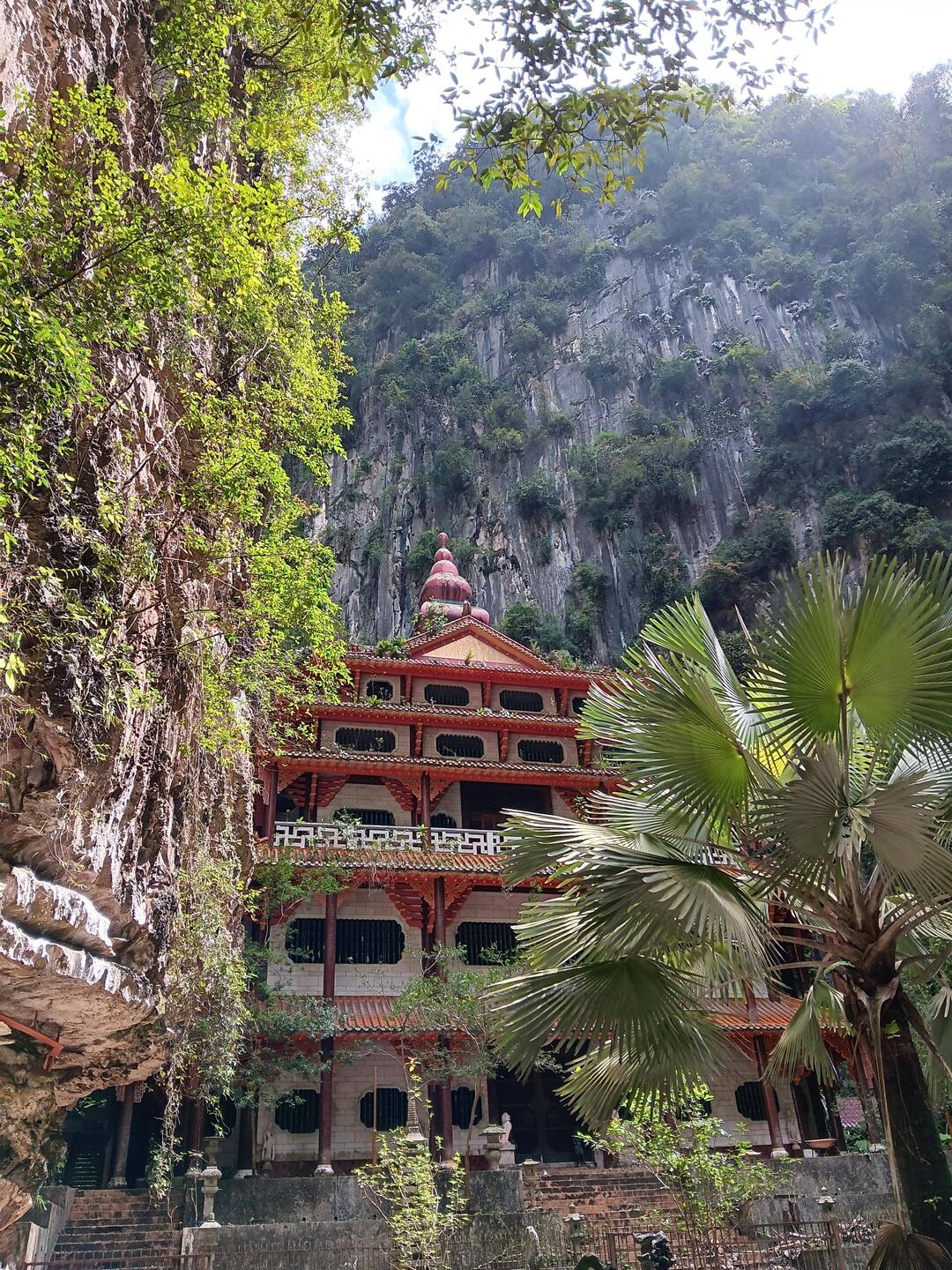 Ipoh, cave temples everywhere.