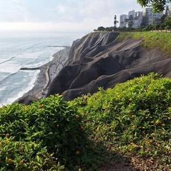 The Malacon, a clifftop promenade that must be at least a couple of miles long