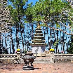 Thiên Mụ Pagoda
