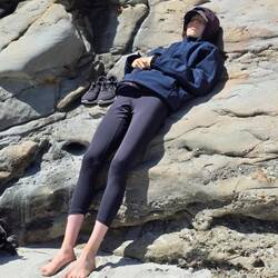 Anlehnpause... Die Felsen sind schön warm