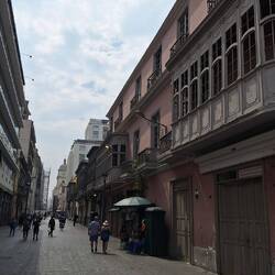 Typical building with balcony in Lima in the 1600s.