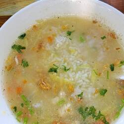 Reissuppe mit Ingwer, Thai Frühstück