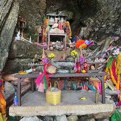 Penishöhle (1 von 2)