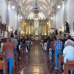 Hier sind die Kirchen noch gefüllt