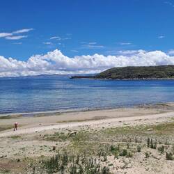 Strand - aber auf über 3.500m Höhe viel zu kalt zum Baden 🏊