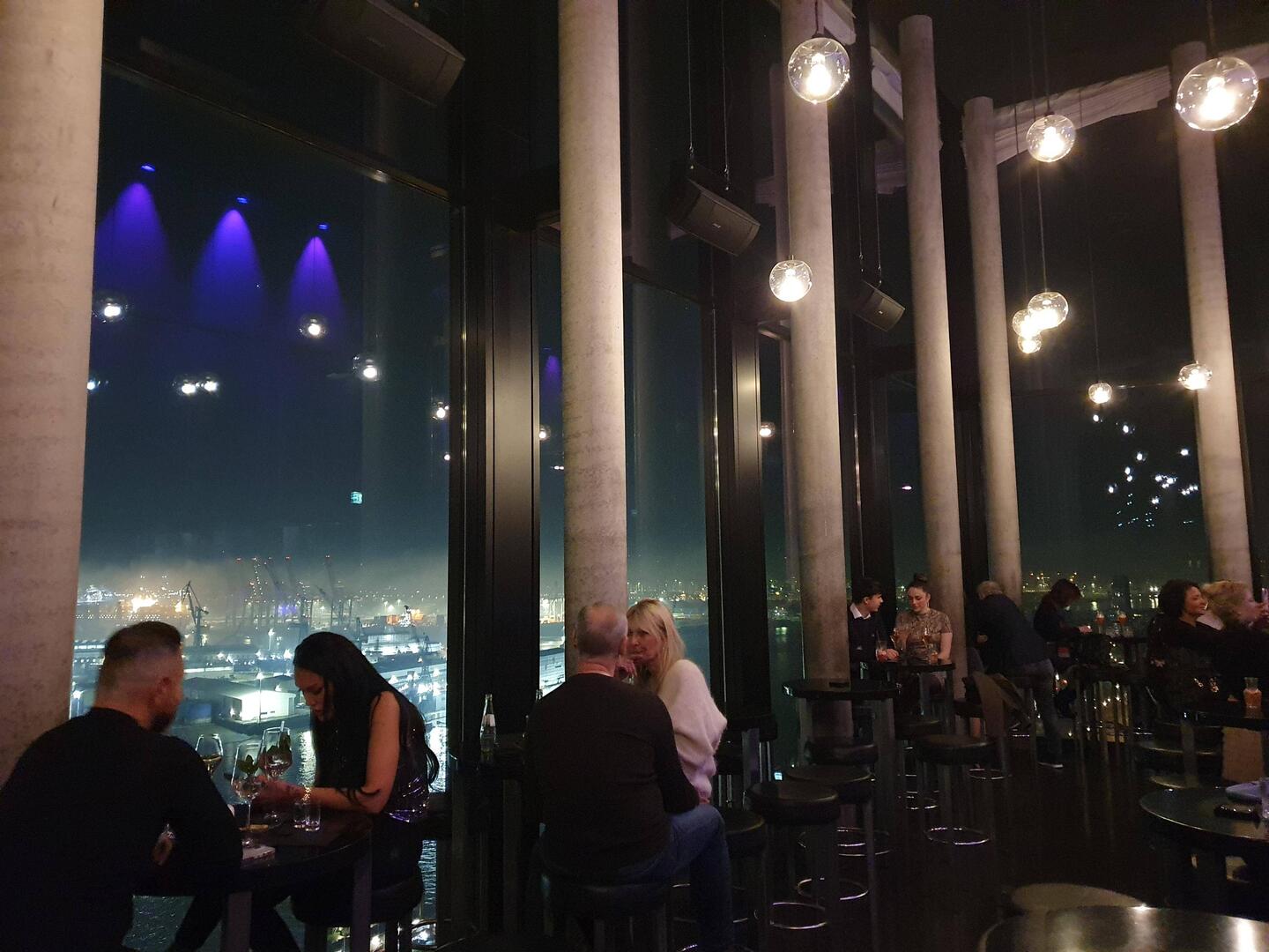 Och nö... nicht SCHON wieder so ne Rooftopbar....