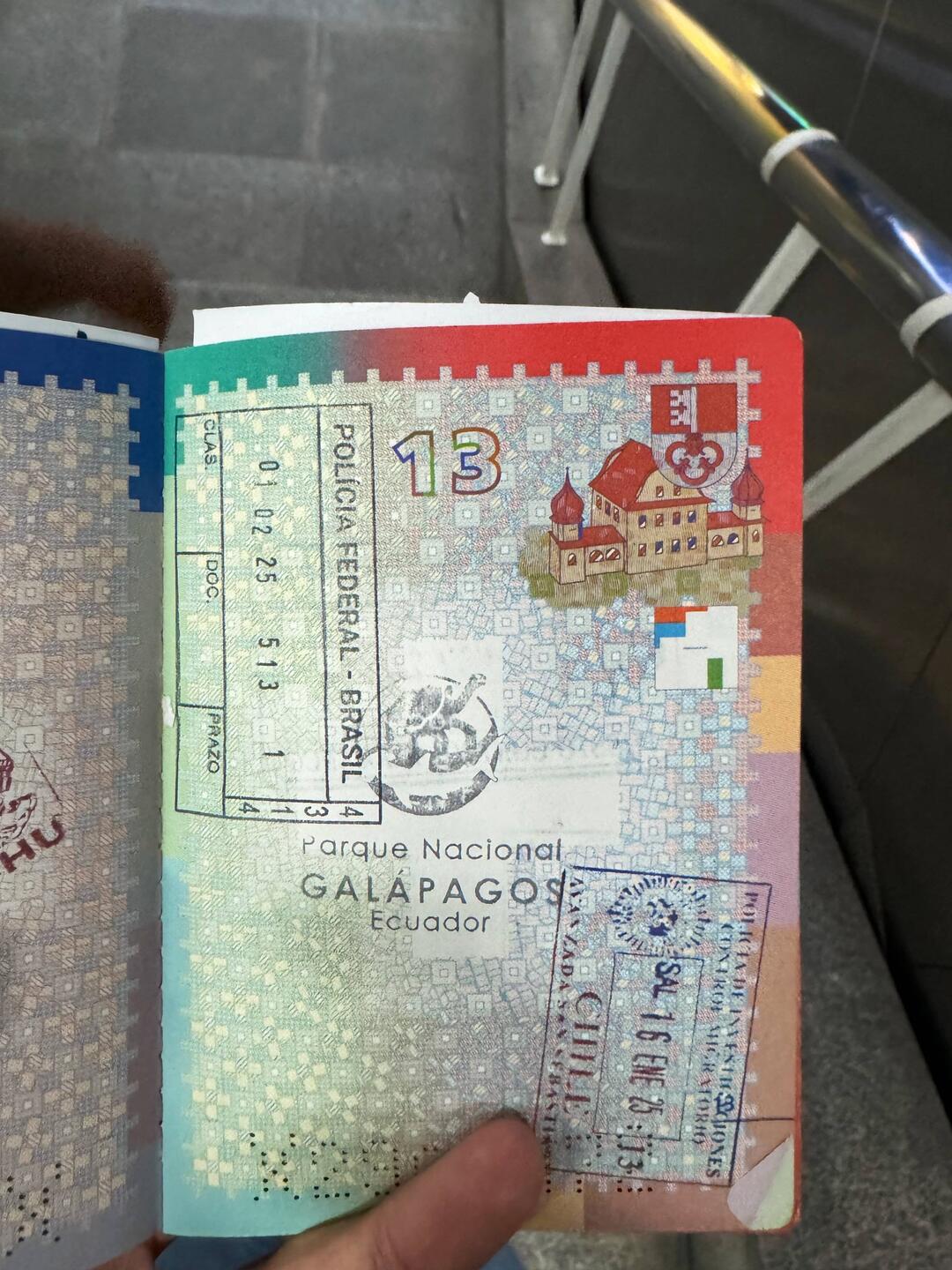 Doganiere, avevi un compito, avevo anche segnato la pagina giusta 🥹