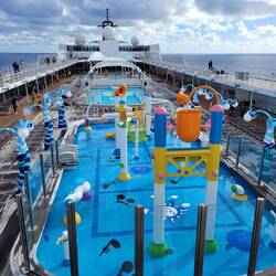 Pooldeck