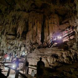 Von einer Höhle in die andere