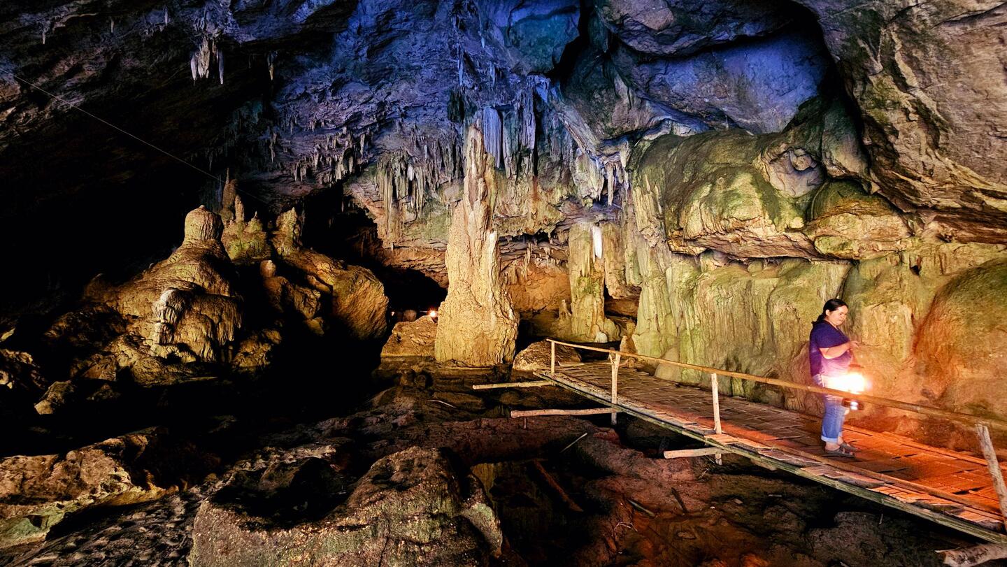 Tham Nam Lod Höhle