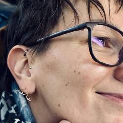 Liebe Grüsse an meine Busenfreundin Frau Haueis ❤️
