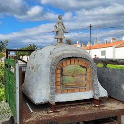 Jemand hat einen Backofen bestellt.