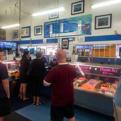 Bobbys Fish Market