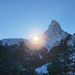Selbst die Sonne legt sich dem Matterhorn zu Füssen