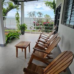 Unsere schöne Veranda mit 4 Schaukelstühlen