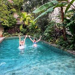 Innenhof unseres Hotels Villa Bangkok